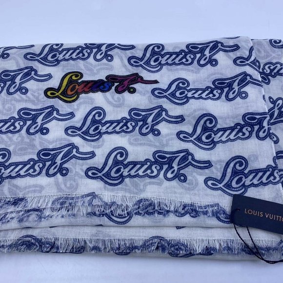 New Authentic Louis Vuitton Cashmere Silk Louis V. - Picture 4 of 9
